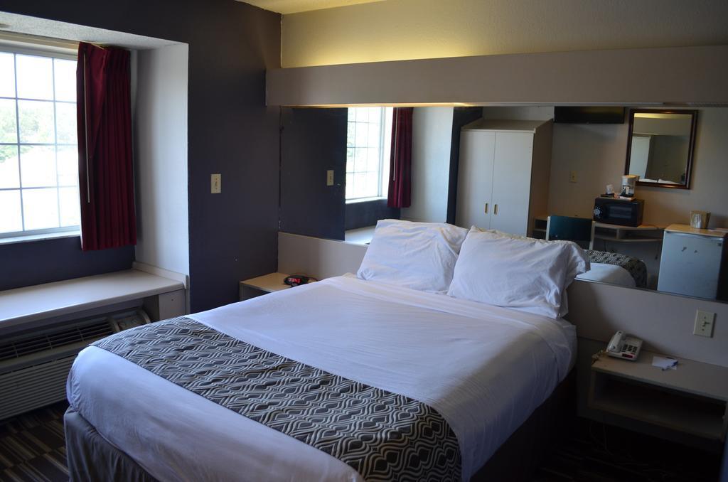 Stay Express Inn And Suites Atlanta Union City Exteriör bild